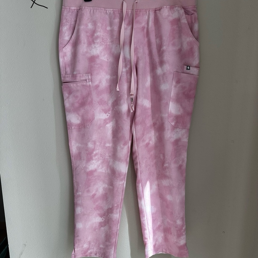 FIGS Marbled Rose Yola Skinny Scrub Pant